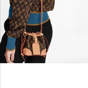 Noé purse 💯 authentic